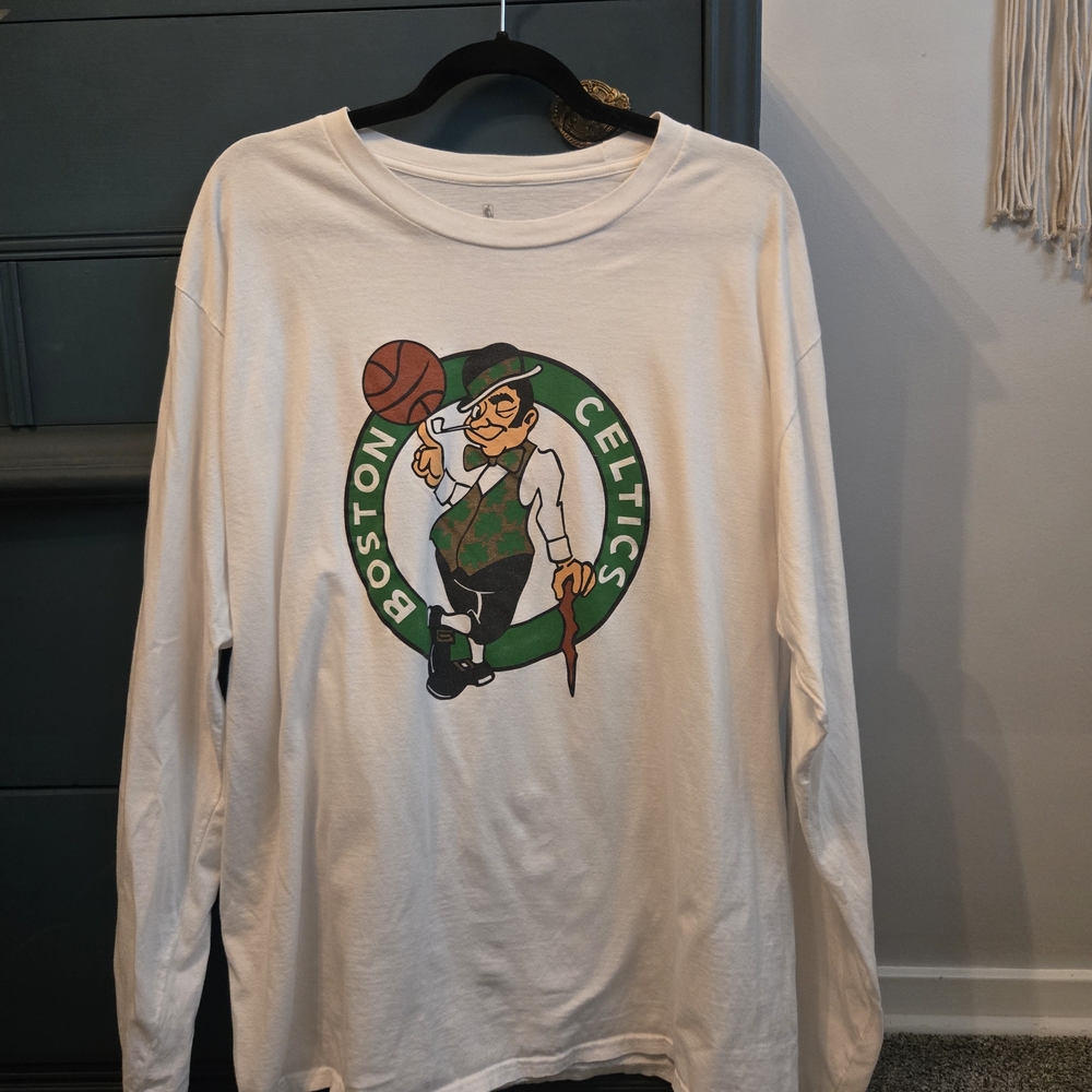 Men's Boston Celtics Long Sleeve T-Shirt